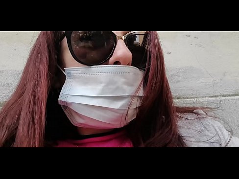 ❤️ Nicoletta waxay ka aargoosatay deriskeeda oo waxay ku seexatay garaashkiisa (Karantiil Gaar ah oo loo yaqaan Covid19 Talyaani) ❤❌ Porno Guri ❌